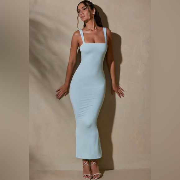 Elegant Light Blue Backless Dress - Picture 7 of 11